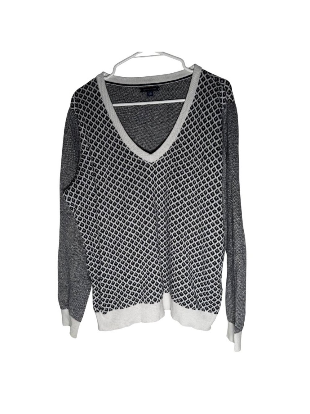 Tommy Hilfiger Womens XL Geometric Knit V Neck Sweater Gray Black NWT